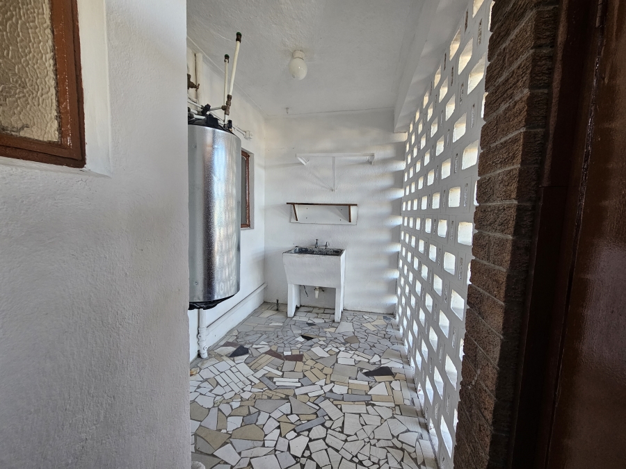 To Let 2 Bedroom Property for Rent in Southernwood Eastern Cape